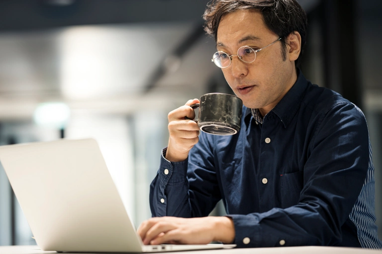 Thumbnail Blog Building Tech Stack 840x560