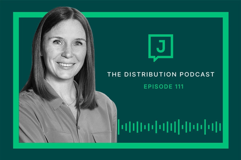 Lara Banks J Sthumbnail